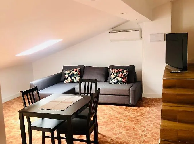 Turistico Atico La Taberna *