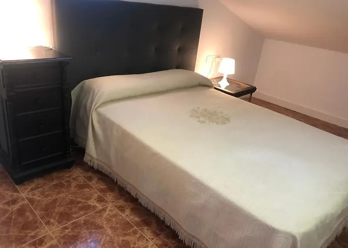 Turistico Atico La Taberna 아레나스 데 산 페드로